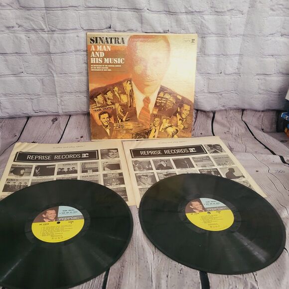 Frank Sinatra A MAN AND HIS MUSIC 2x Vinyl LP Columbia Records -GATEFOLD - Picture 1 of 4